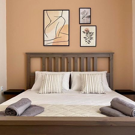 Nafpaktos Accommodation Near Historic Center Bagian luar foto
