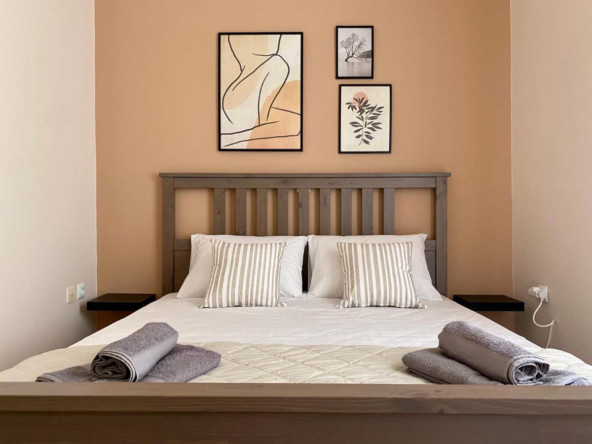 Nafpaktos Accommodation Near Historic Center Bagian luar foto